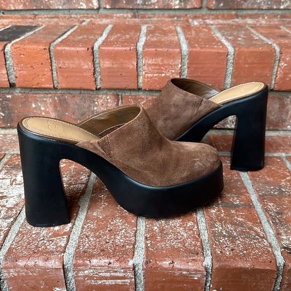 Gianni Bini So Chic Brown Suede Clog Platform Mules Women's Size 7.5 - Picture 7 of 7